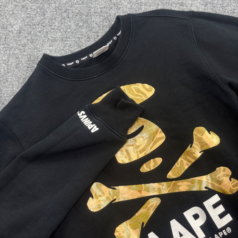 Aape Sweatshirt Size M Black Gold Camo Skull Crossbones Mens